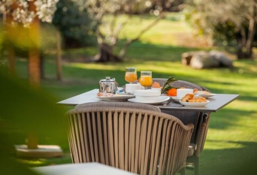 هتل Hôtel Spa Restaurant La Madrague