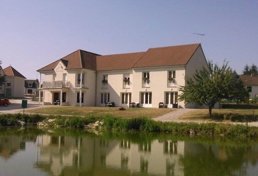 فندق L Oree Des Chateaux