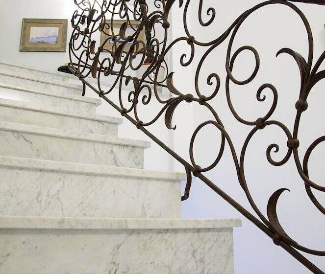 هتل Palazzo Marzoli Charme Resort  Small Luxury
