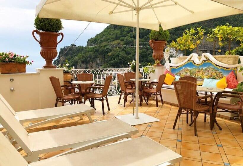هتل Palazzo Marzoli Charme Resort  Small Luxury