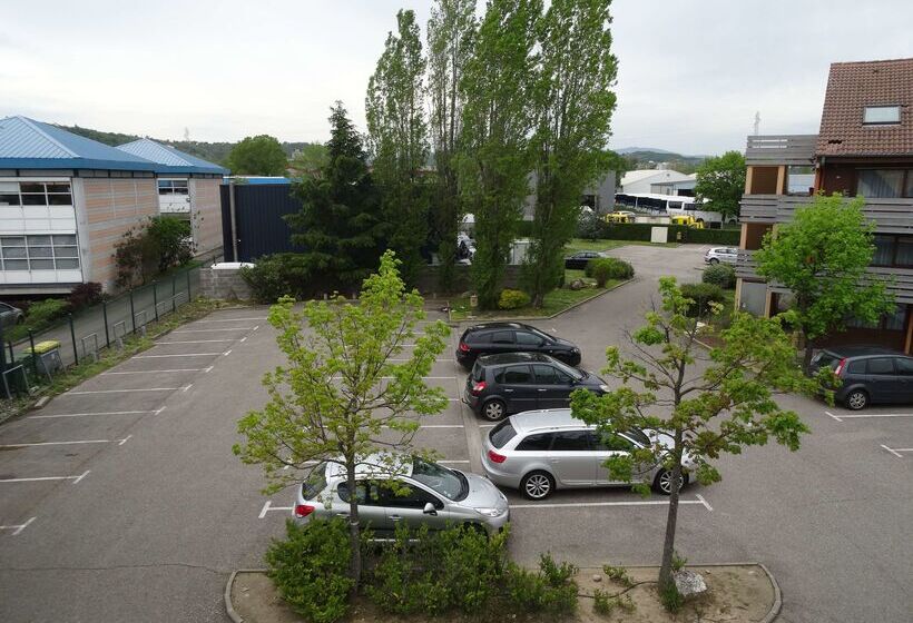 בית מלון כפרי Premiere Classe Lyon Sud   Chasse Sur Rhône