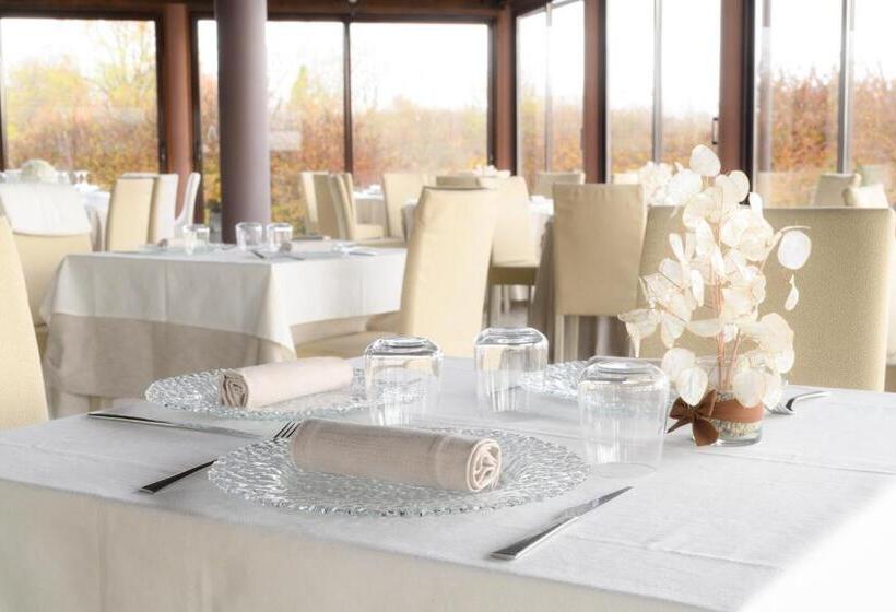 فندق Relais Bella Rosina Pool & Spa
