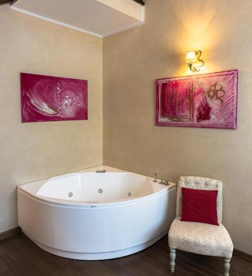 בית מלון כפרי Relais Bella Rosina Pool & Spa