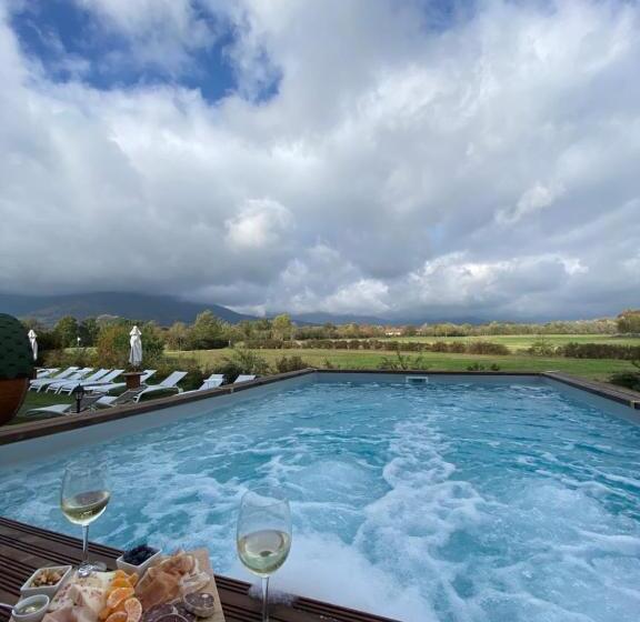 فندق Relais Bella Rosina Pool & Spa