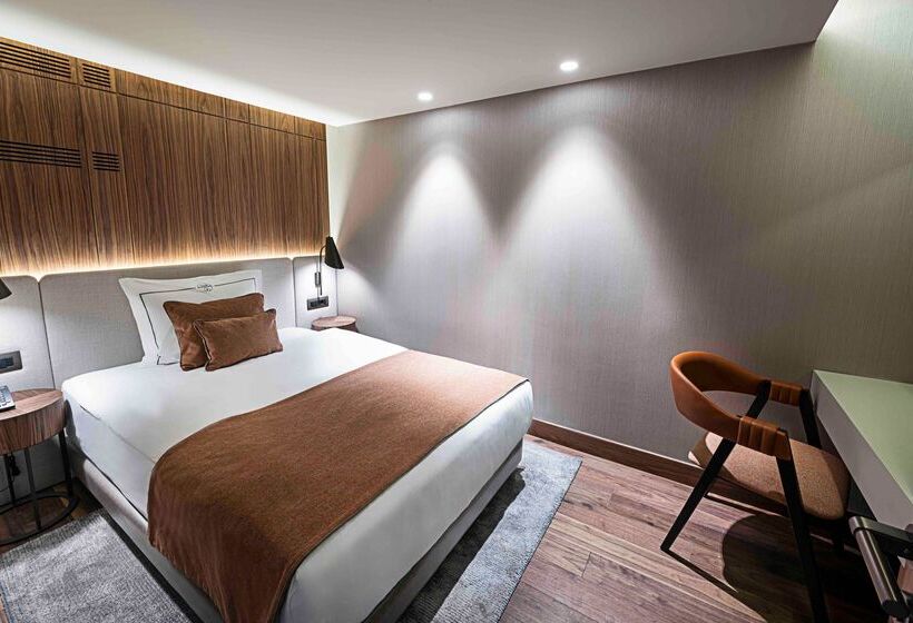 هتل Rixos Sungate, The Land of Legends Access