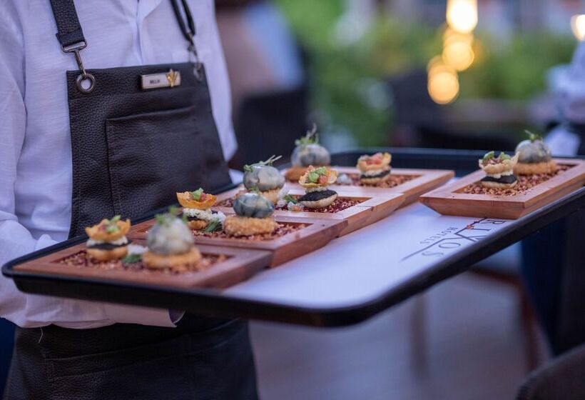 هتل Rixos Sungate, The Land of Legends Access