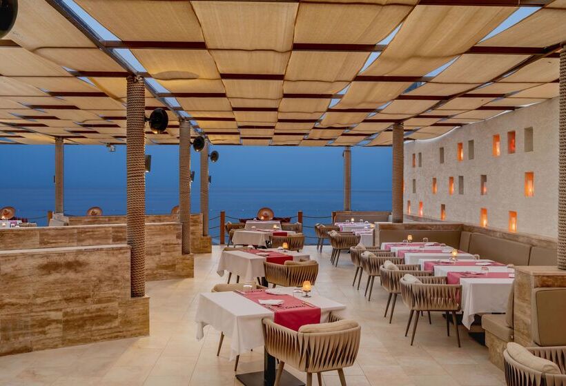 هتل Rixos Sungate, The Land of Legends Access