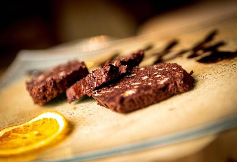 فندق Salvan