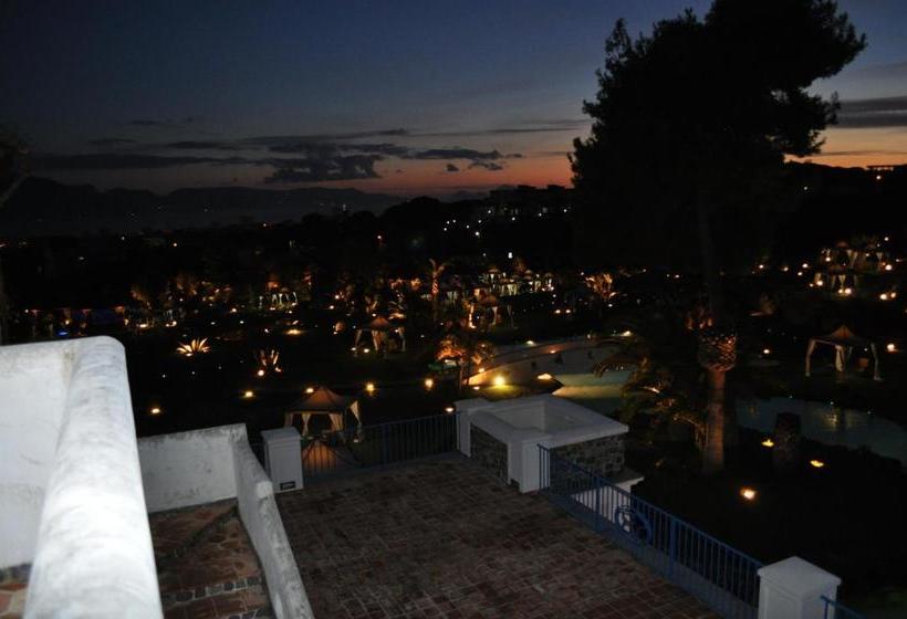 فندق Villa Rota Resort