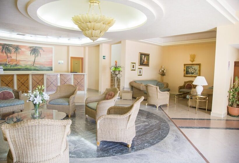 فندق Village Paradise