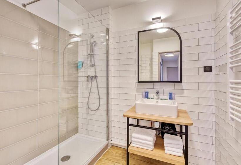 Appart City Confort Paris Clichy Mairie