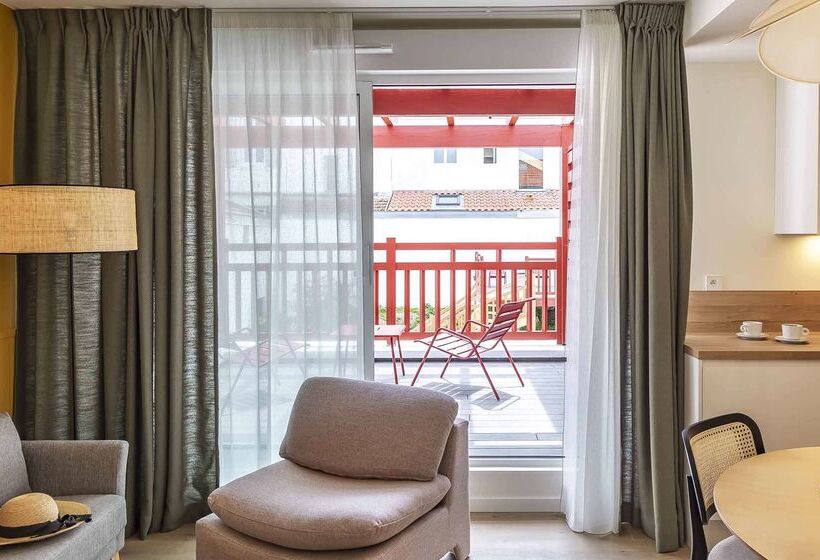 هتل Hôtel Kemaris