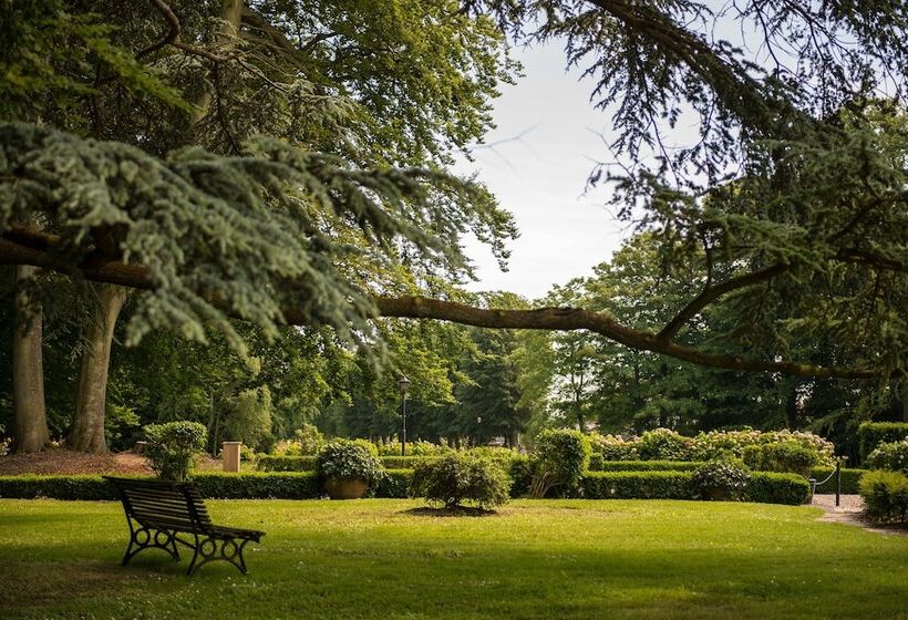 בית מלון כפרי Chateau De Sissi