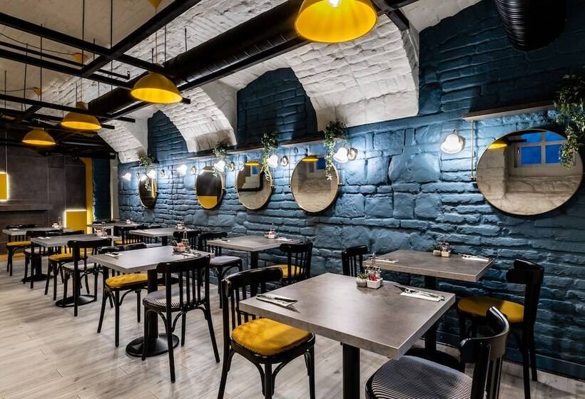 בית מלון כפרי Alta Moda Fashion