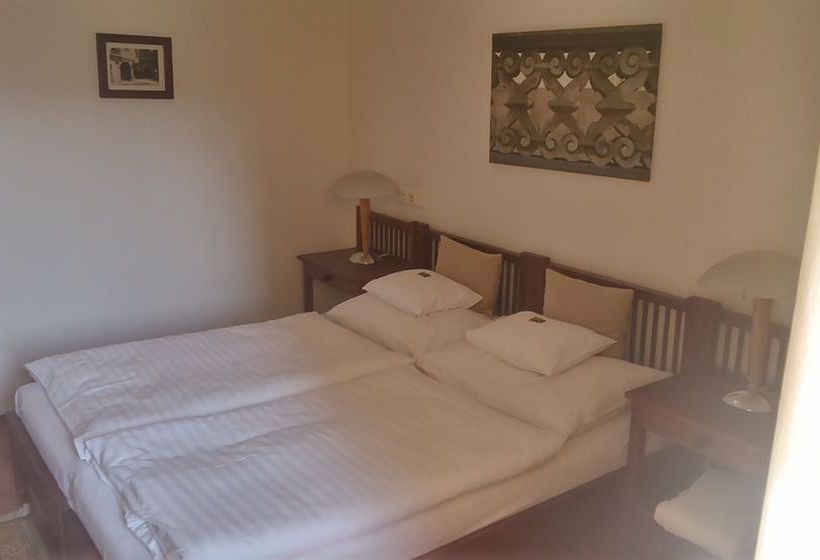 هتل Domus Henrici Boutique