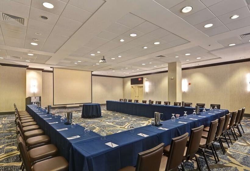 هتل Embassy Suites By Hilton Orlando Downtown