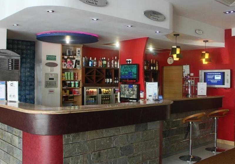 Eurotraveller Hotel   Premier   Tower Bridge