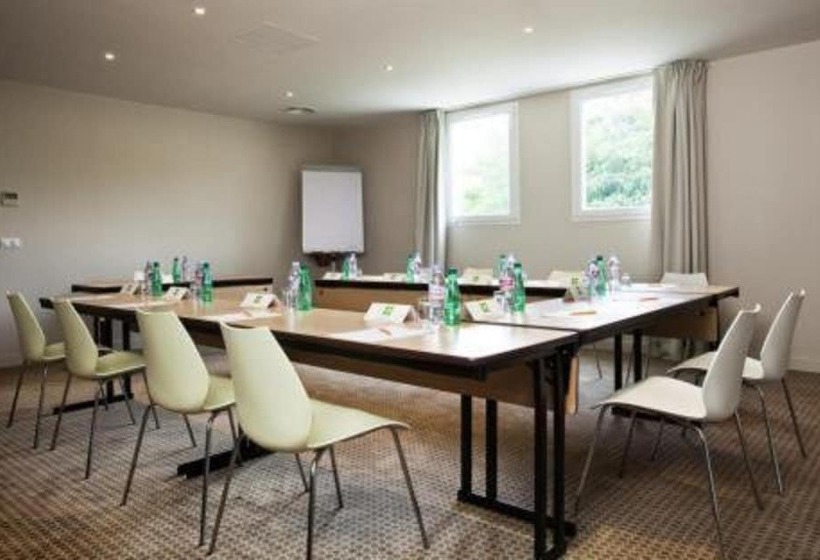 هتل Ibis Styles Compiegne
