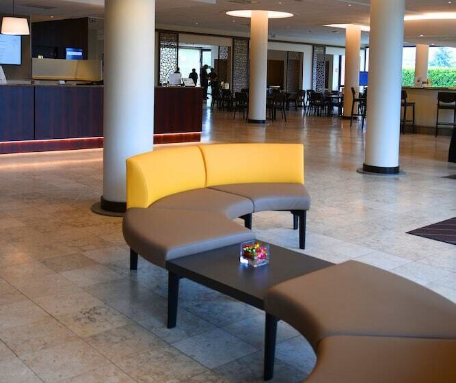 בית מלון כפרי Logis Lyon Est Porte De L Ain