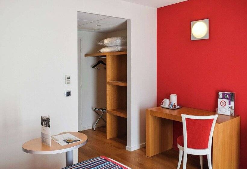 ホテル Mercure Vittel