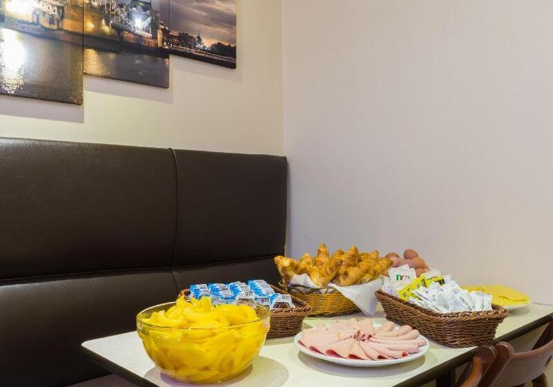 هتل Notting Hill Gate