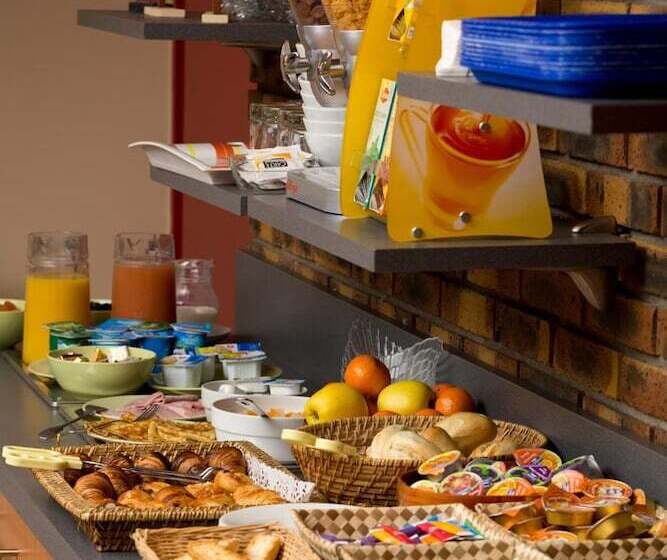 فندق Prest Hôtel Epinal Chavelot