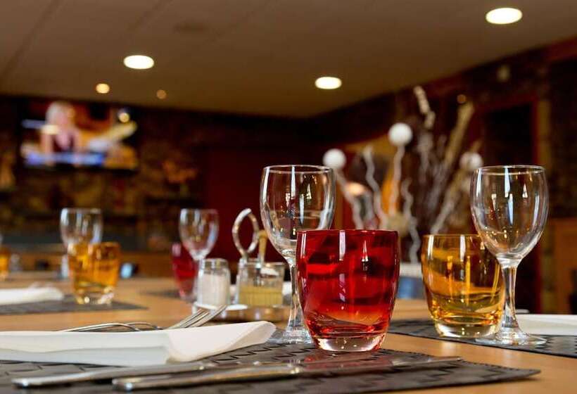 فندق Prest Hôtel Epinal Chavelot