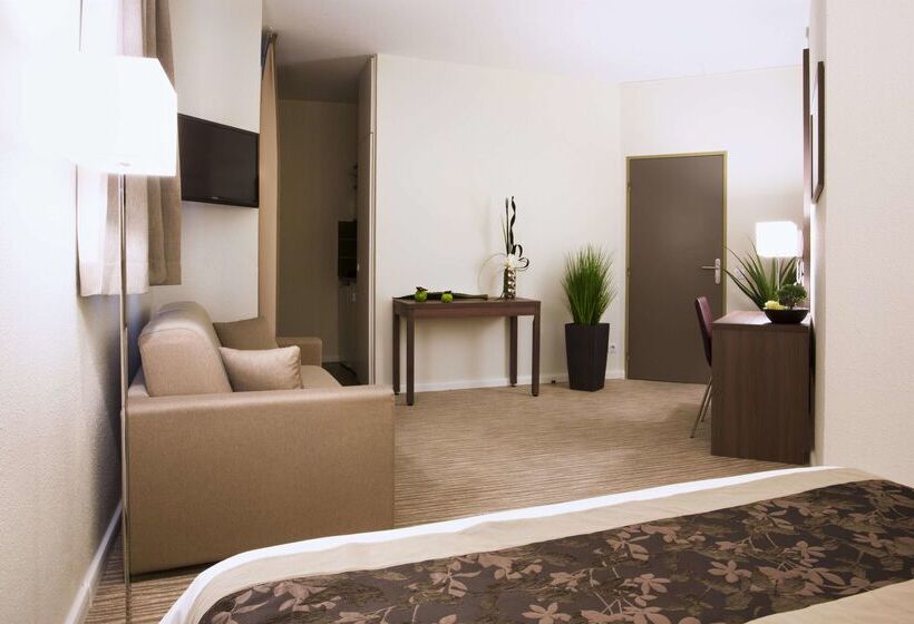 Kyriad Chambéry Centre   Hôtel Et Résidence