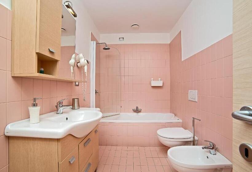 Bed and Breakfast De Maria House