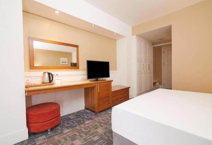 هتل Dedeman Palandoken Ski Lodge