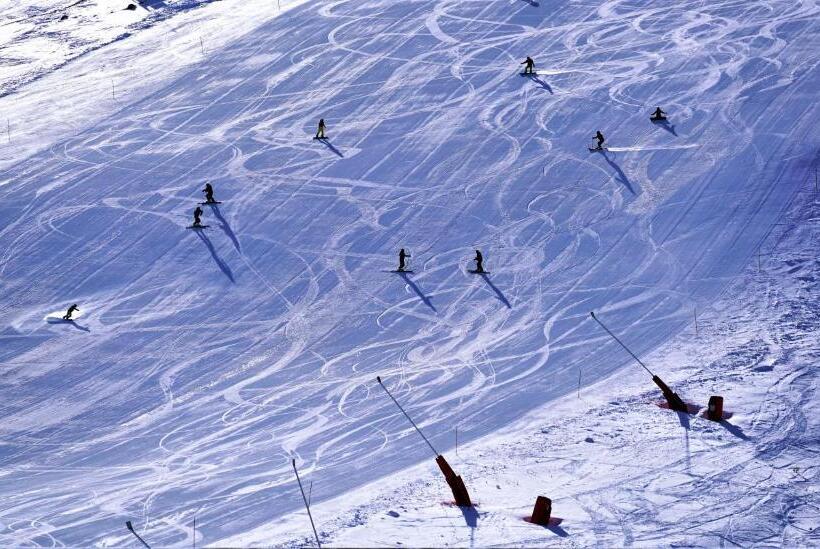 هتل Dedeman Palandoken Ski Lodge