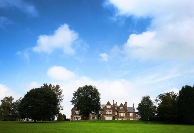 فندق Hartsfield Manor