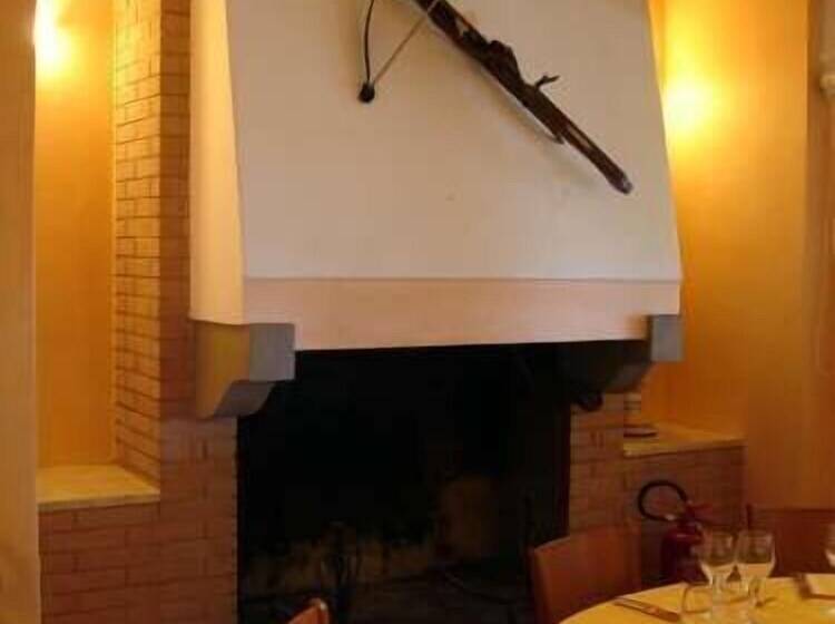 בית מלון כפרי Il Castellaccio