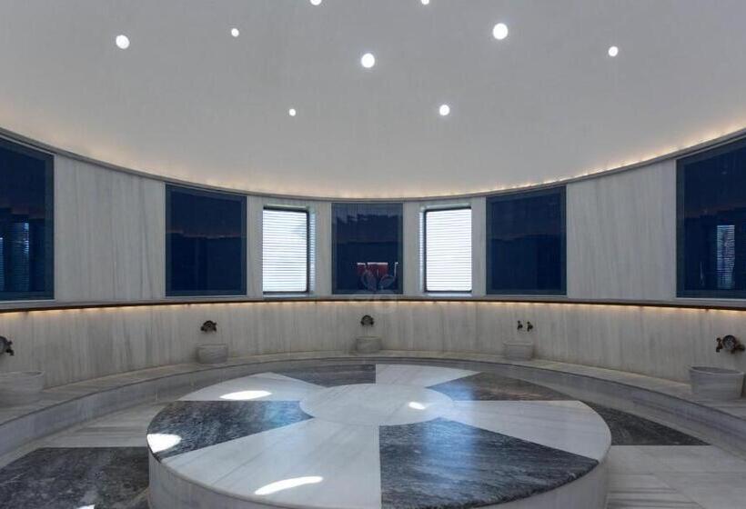 Kuum Hotel & Spa