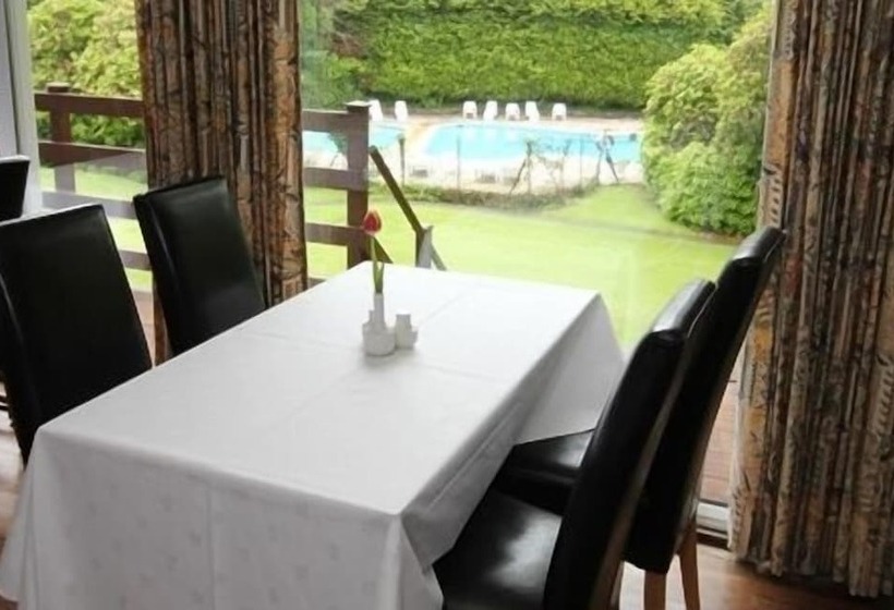 فندق Lanteglos Country House