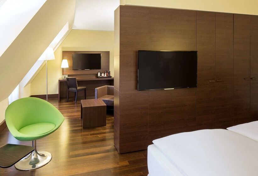 ホテル NH Collection Dresden Altmarkt