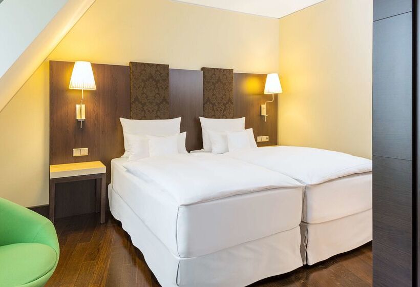 ホテル NH Collection Dresden Altmarkt