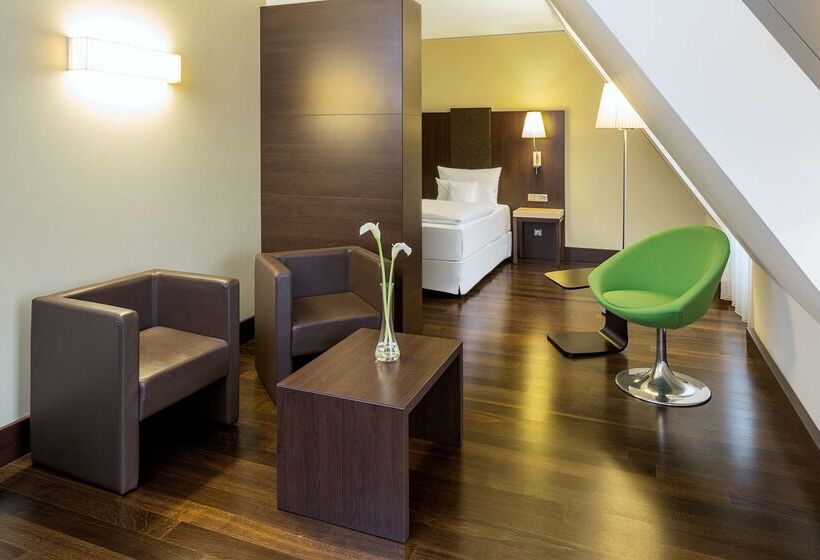 ホテル NH Collection Dresden Altmarkt