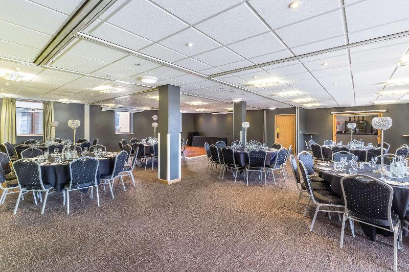 فندق Park Inn By Radisson Peterborough