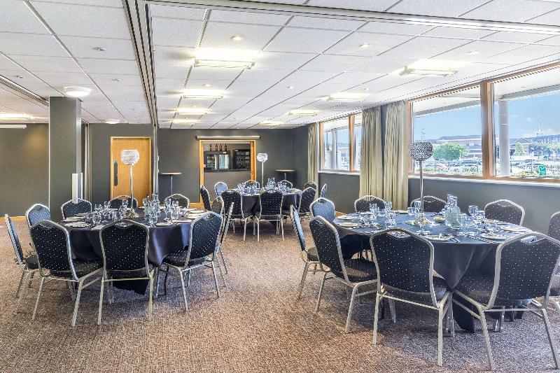 فندق Park Inn By Radisson Peterborough