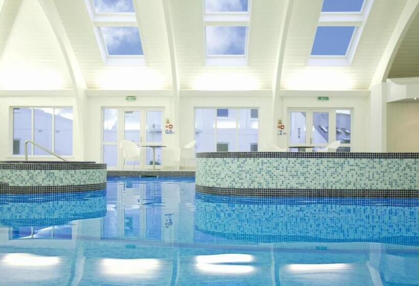 ホテル St Moritz