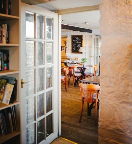 فندق The Pierhouse