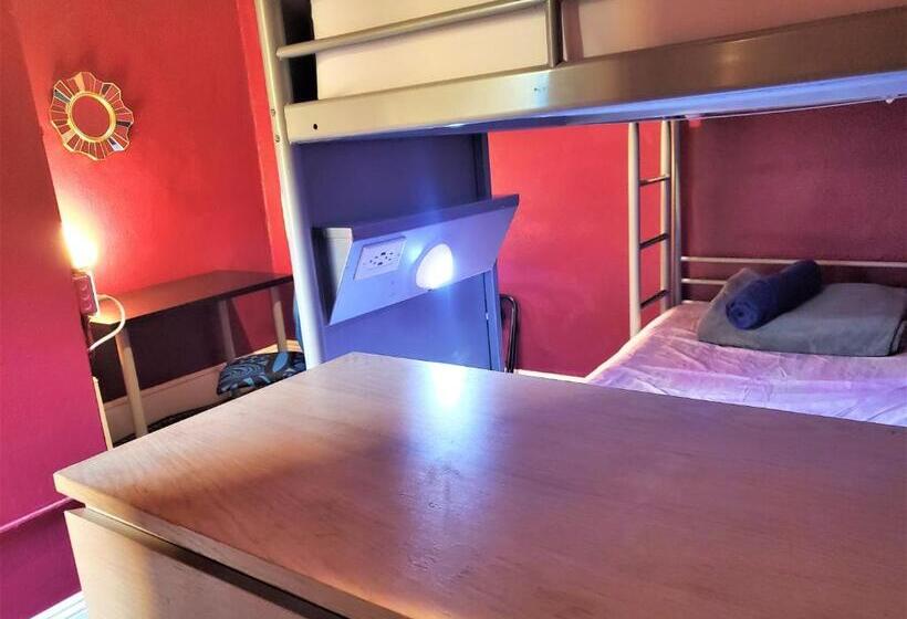 Gaslamp Hostel
