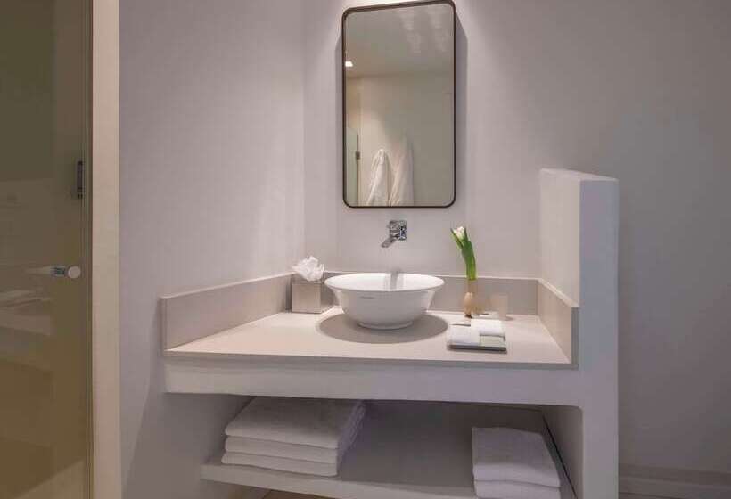 Отель Baia Di Chia Resort Sardinia, Curio Collection By Hilton