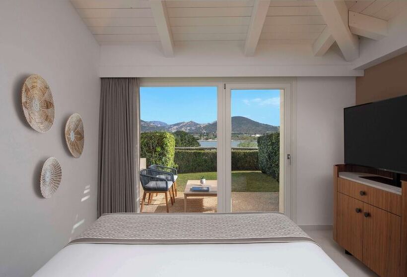 Отель Baia Di Chia Resort Sardinia, Curio Collection By Hilton