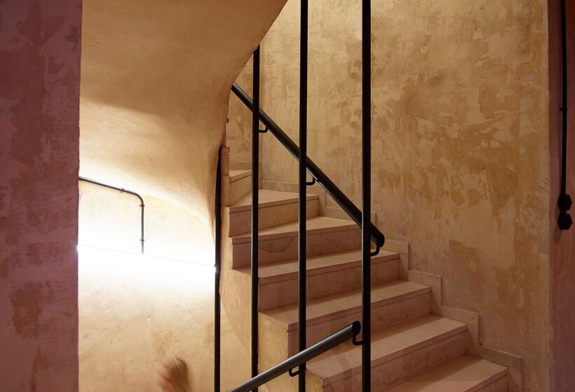 Dave Red Athens, A Member Of Brown Hotels