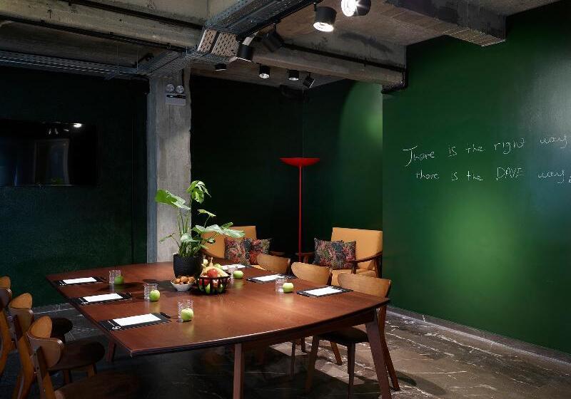 Dave Red Athens, A Member Of Brown Hotels