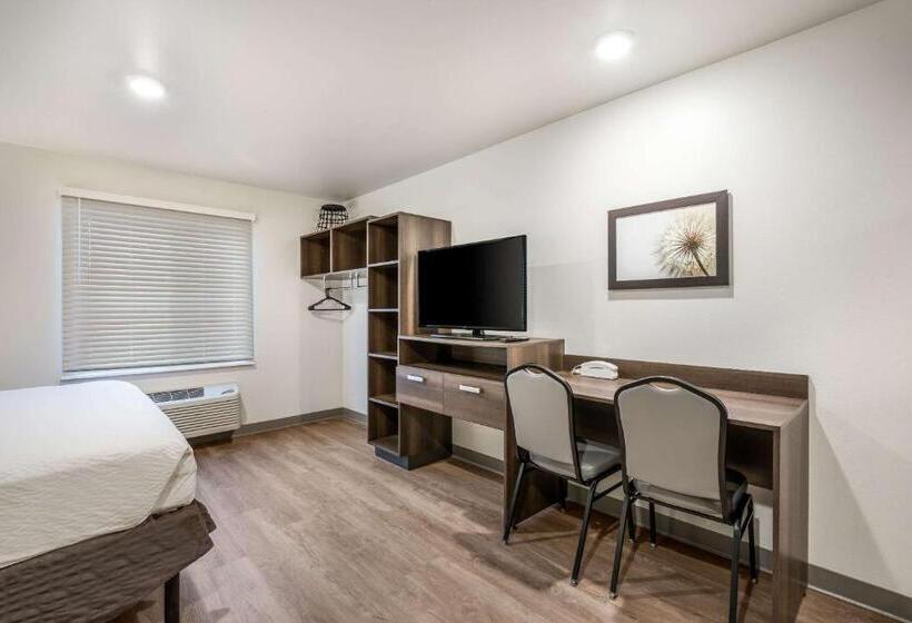 ホテル Woodspring Suites Gurnee  Chicago