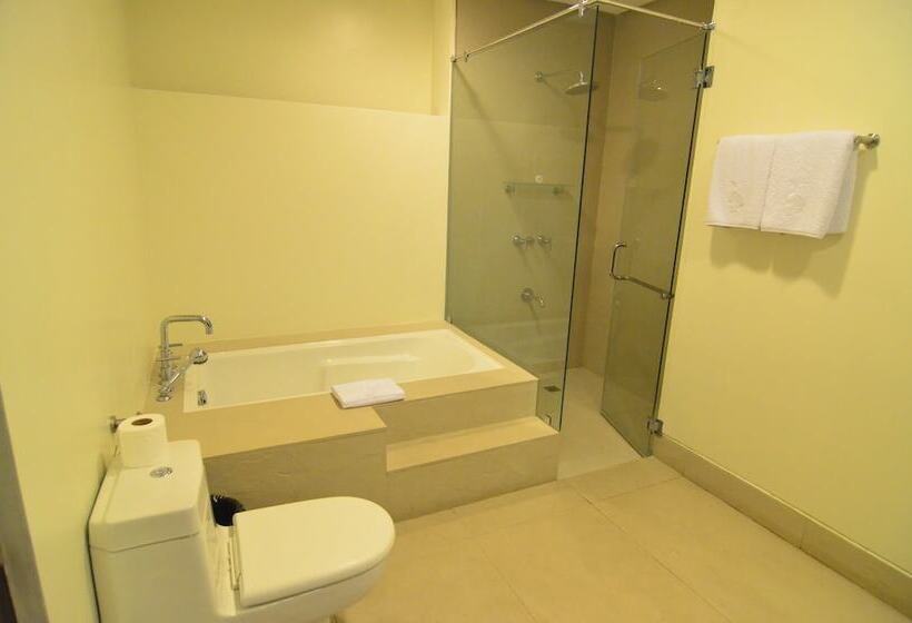 Kamana Sanctuary Resort And Spa