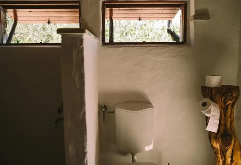 Lovely Cottage With Sea Views In Selca, Croatia